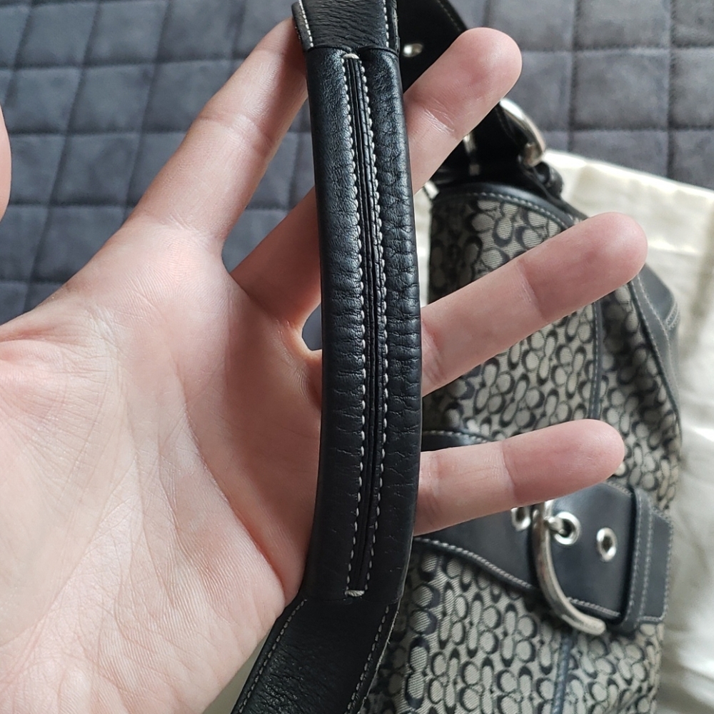 Coach purse - Picture 4 of 12
